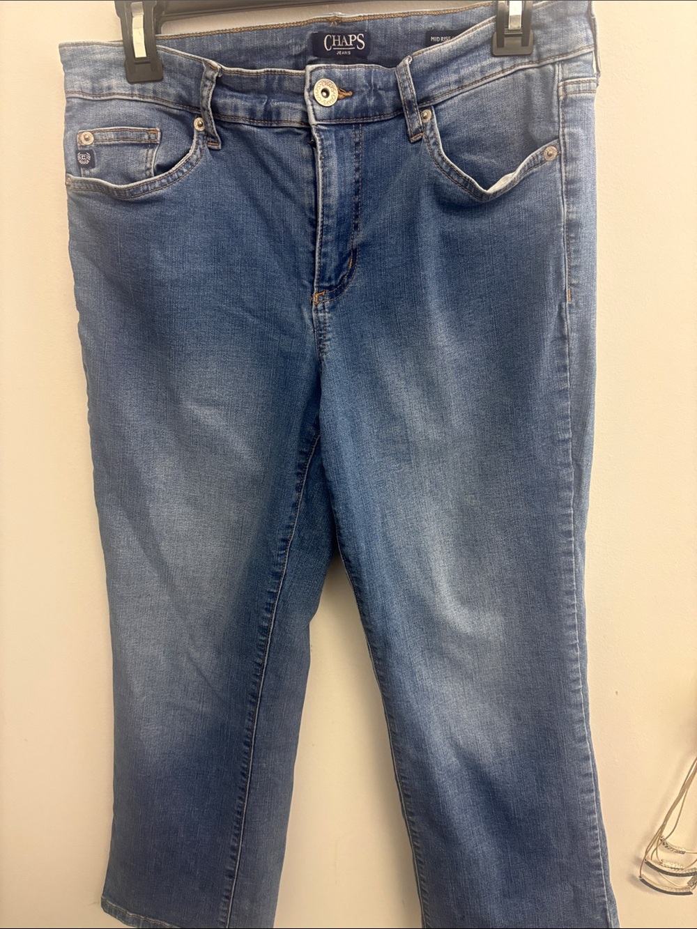 Chaps Women's Cropped Jeans in Medium Blue Wash